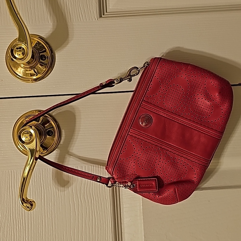Small Hot Pink Coach bag